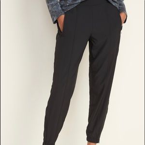 Old Navy Mid-Rise StretchTech Joggers for Women